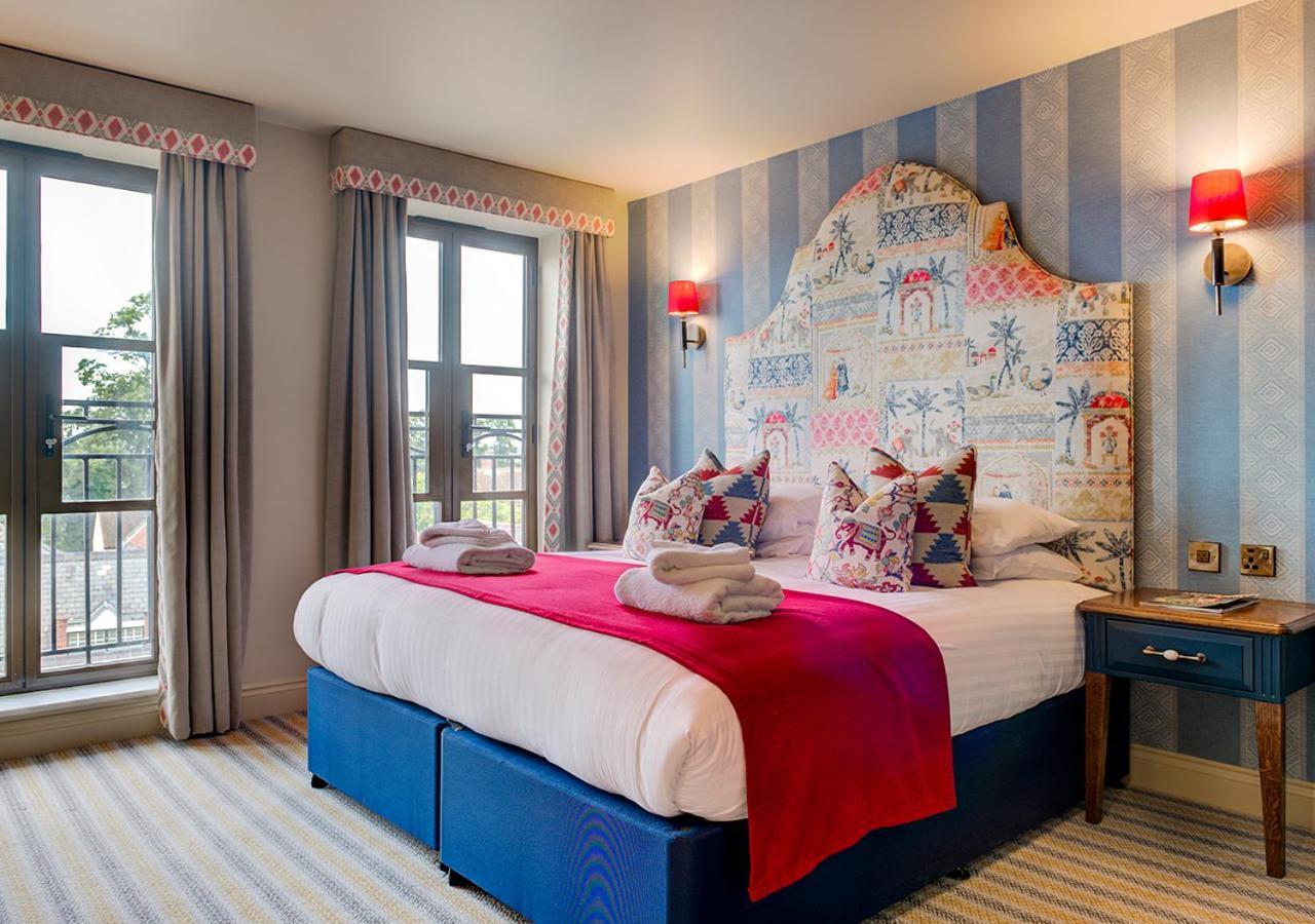 เดอะ จอร์จ โฮเต็ล Hotel โคล์เชสเตอร์ ภายนอก รูปภาพ