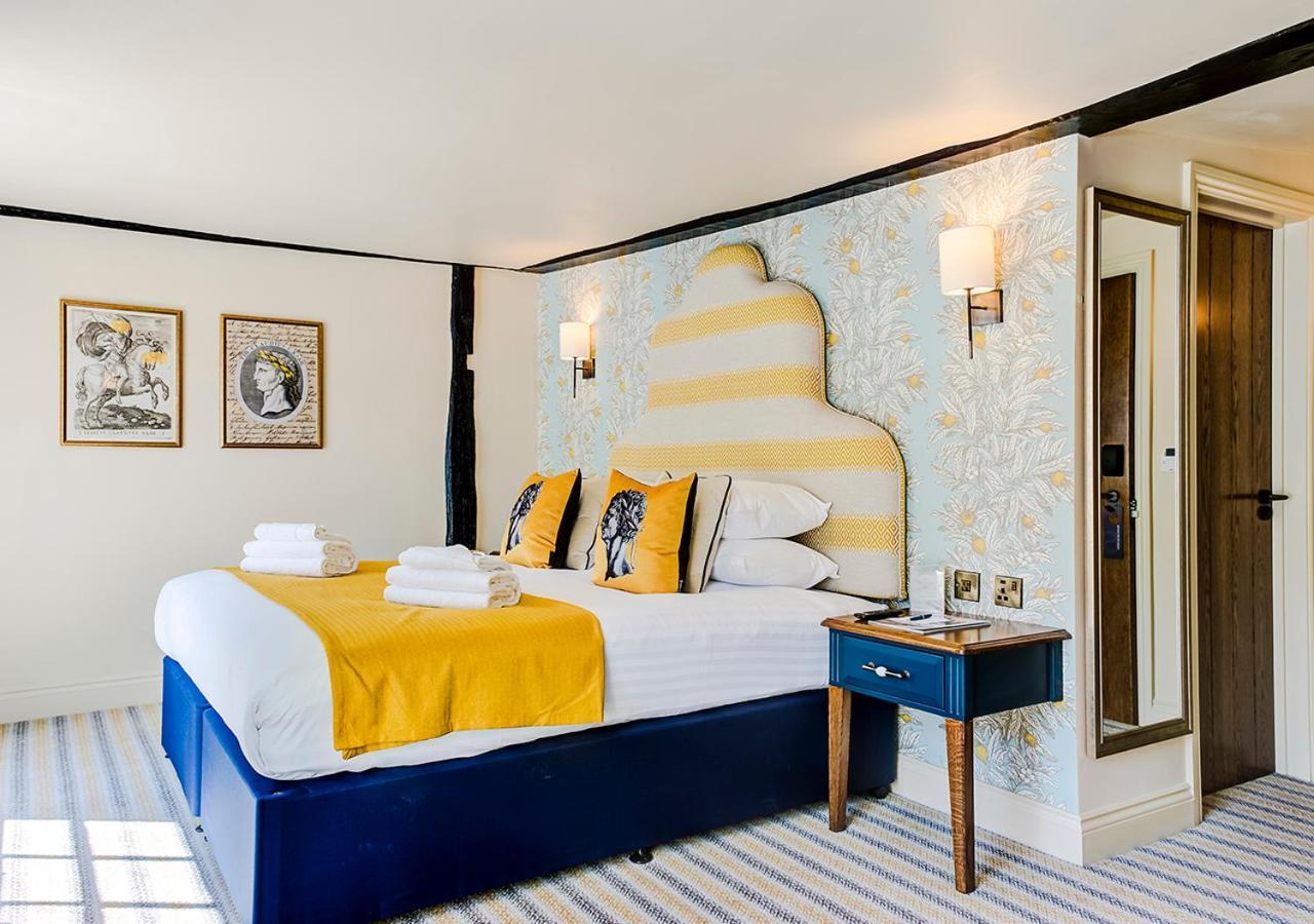 เดอะ จอร์จ โฮเต็ล Hotel โคล์เชสเตอร์ ภายนอก รูปภาพ
